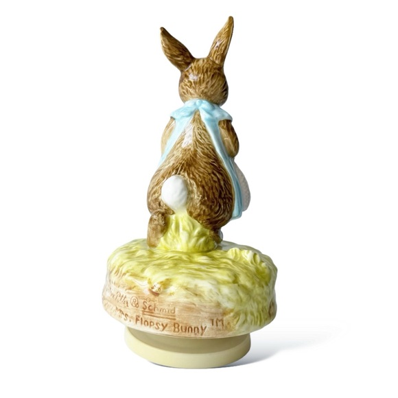 Schmid Beatrix Potter Mrs Flopsy Bunny Vintahe Musical Figurine - Picture 6 of 11